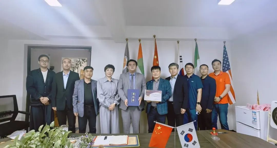 中韩医疗交流座谈会 — 签署战略合作